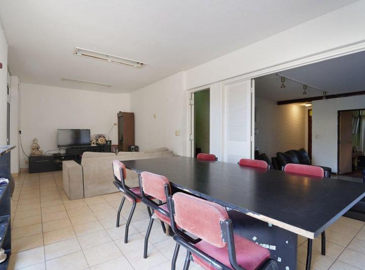 VENTA CASA 9 AMBIENTES JARDIN PARQUE CHACABUCO 2