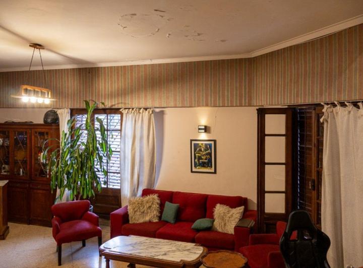 VENTA CASA 6 AMBIENTES PARQUE CHACABUCO C/COCHERA 4