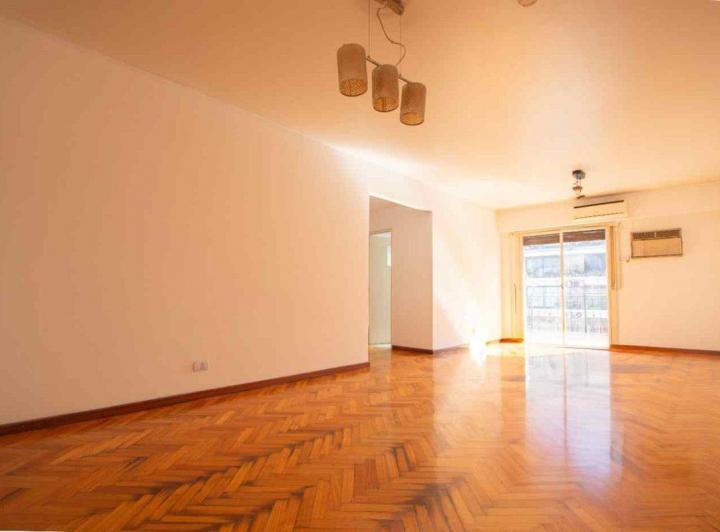VENTA  Departamento de 3 Ambientes + Dependencia 3