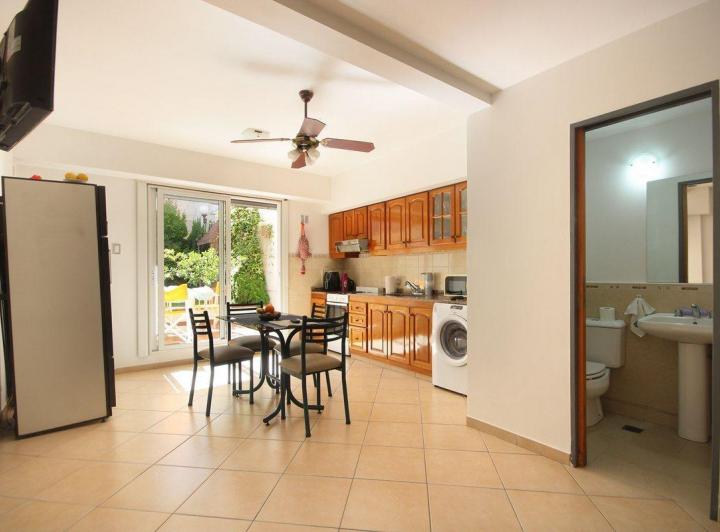 VENTA 4 AMBIENTES PATIO JARDIN COCHERA PARRILLA 3