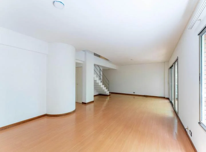 VENTA DEPARTAMENTO 4 AMBIENTES COCHERA CABALLITO 4