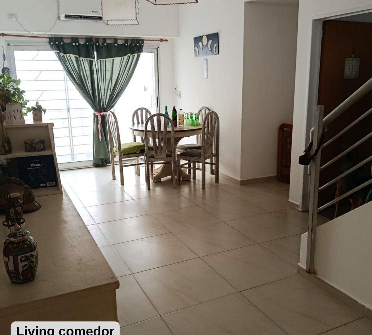 VENTA PH 3 AMBIENTES MONTE CASTRO BALCON TERRAZA