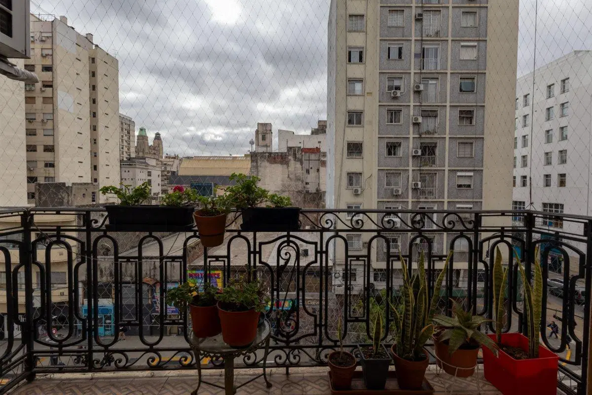 Venta depto 4 ambientes Balvanera RECICLADO BALCON 3