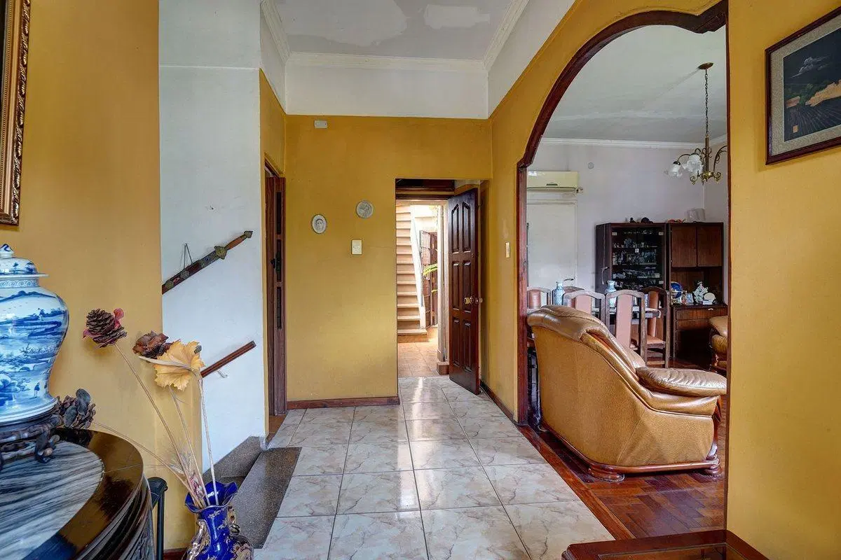 VENTA PH 1° P. 5 AMBIENTES QUINCHO Y GRAN TERRAZA 2