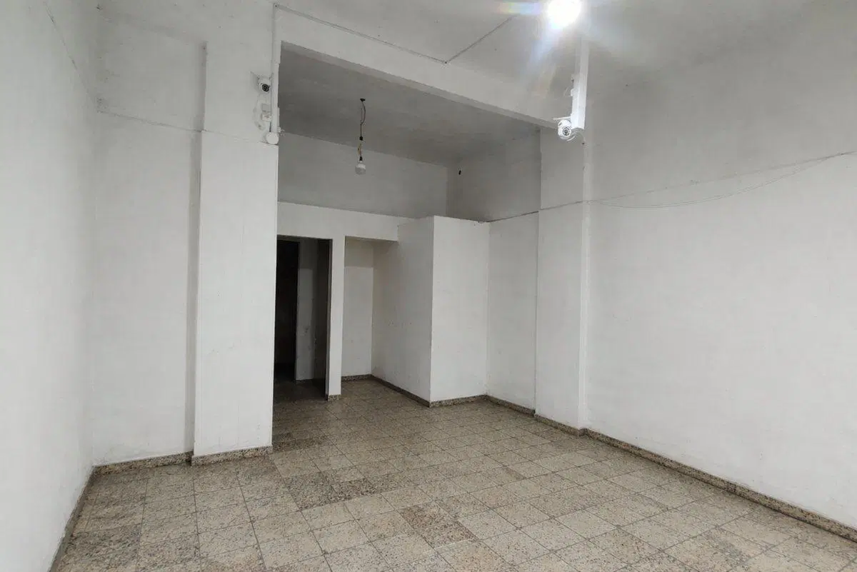 LOCAL EN VENTA EN SAN TELMO CON SOTANO Y LAVADERO 4