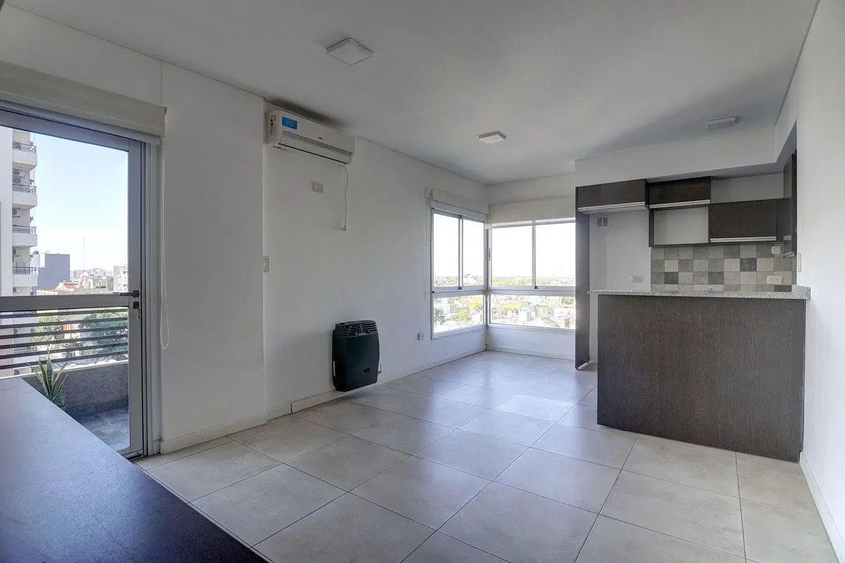 ALQUILER DEPARTAMENTO 3 AMBIENTES FLORESTA 4