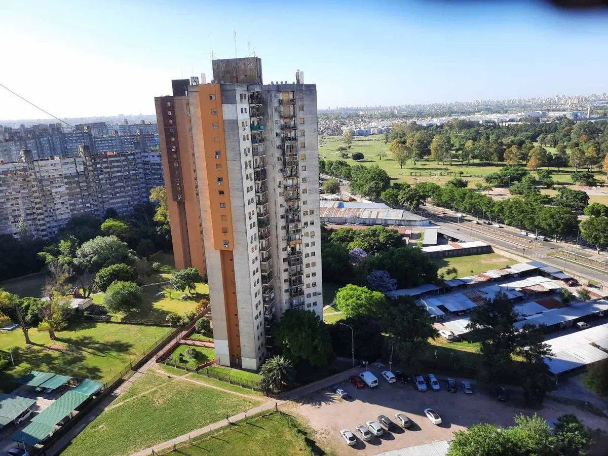 DEPARTAMENTO VENTA 4 AMBIENTES LUGANO APTO CREDITO 2