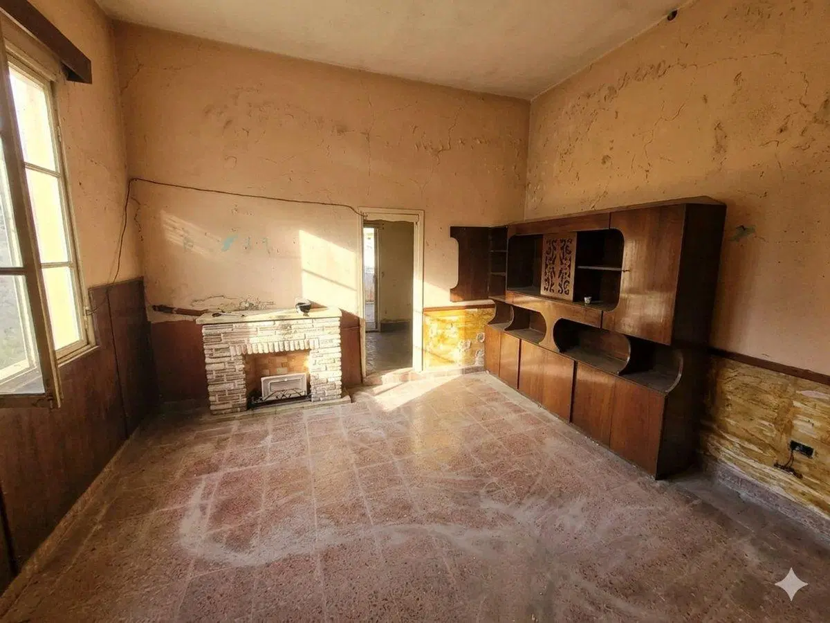 VENTA DE CASA CON LOCAL A REFACCIONAR 2