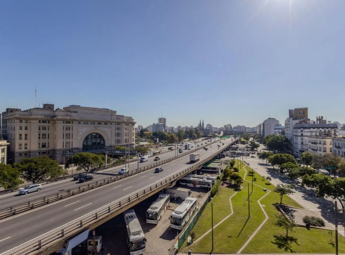 VENTA DEPARTAMENTO 3 AMBIENTES EN CONSTITUCION 5