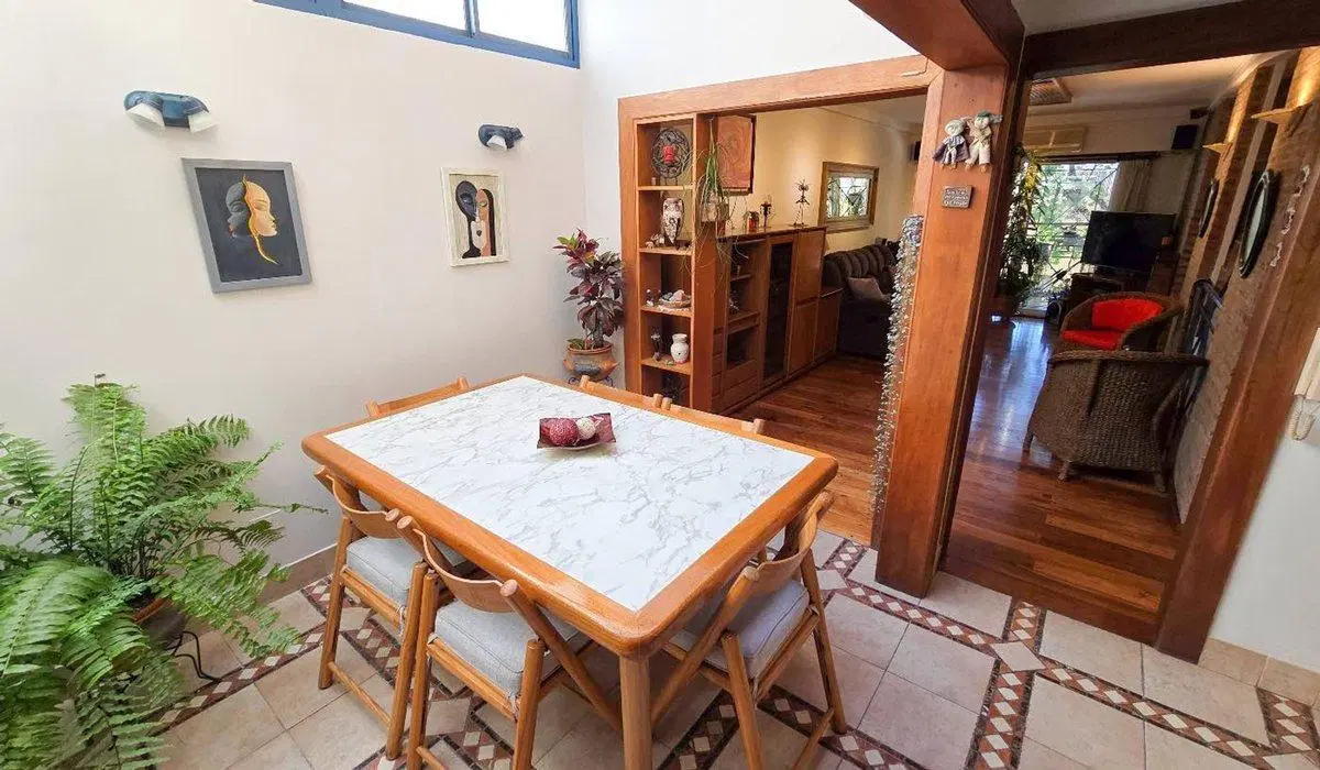 VENTA TRIPLEX 4 AMBIENTES SAAVEDRA COCHERA 3