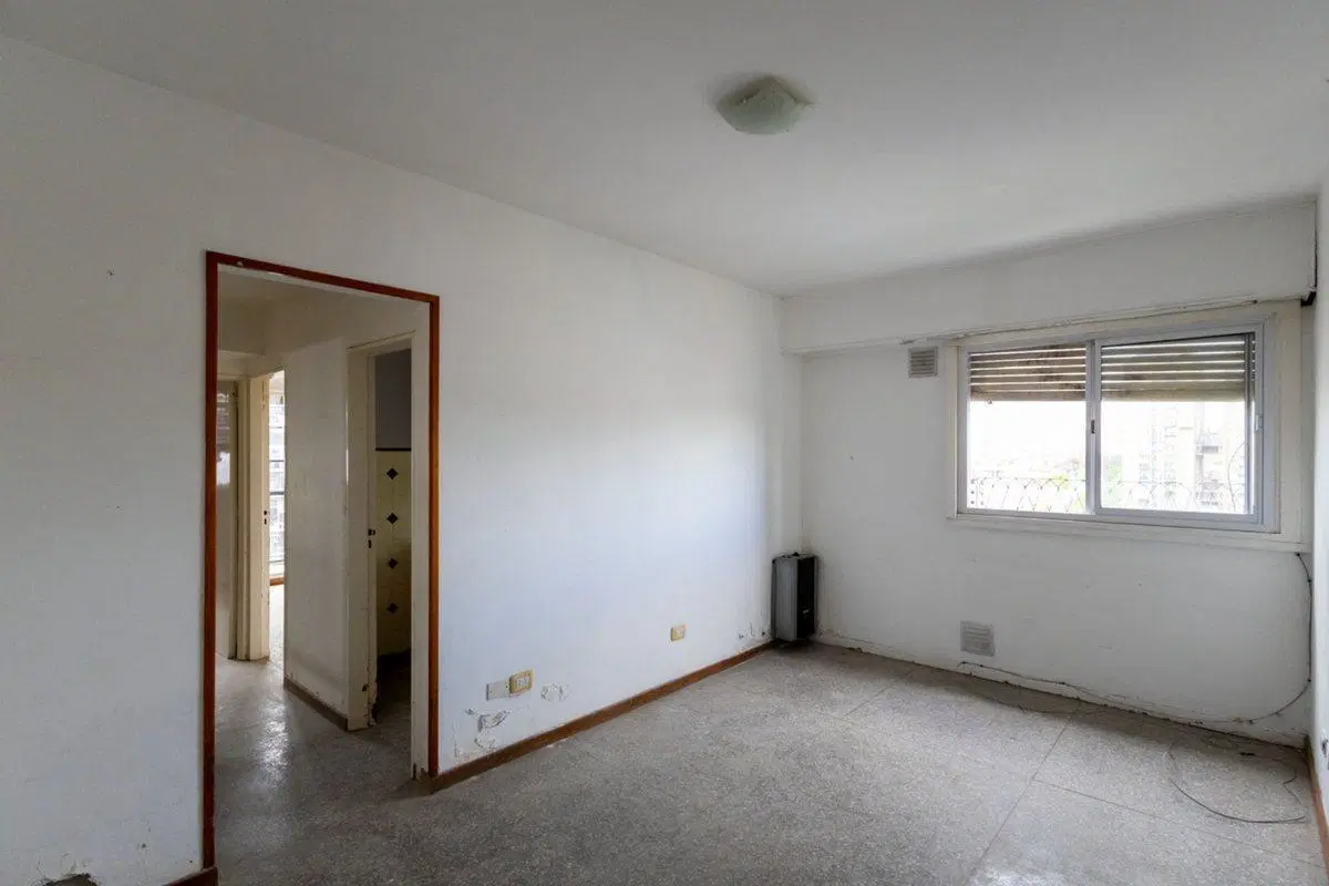 VENTA DEPARTAMENTO 3 AMBIENTES LUMINOSO BALCON 2