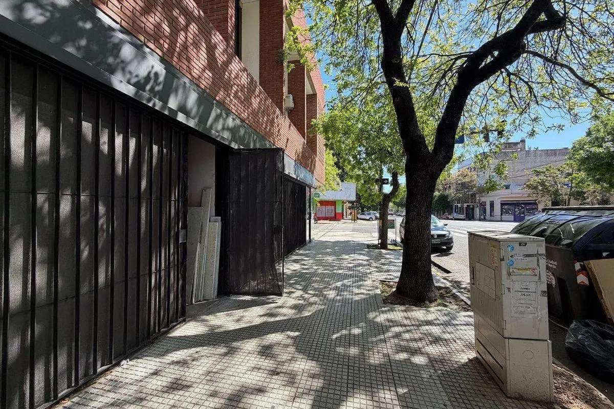 Venta Local Comercial Boedo 2