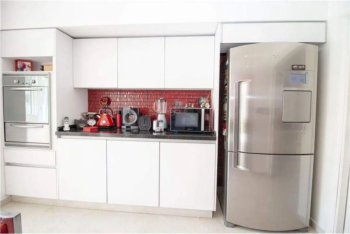 VENTA CASA AVELLANEDA 6 AMBIENTES PARQUE PILETA 4