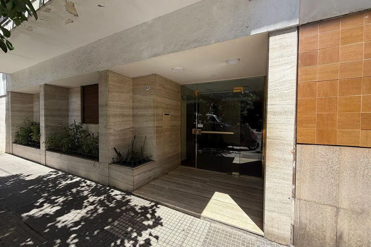 MONOAMBIENTE-VENTA-PARQUE CENTENARIO -LUMINOSO 4