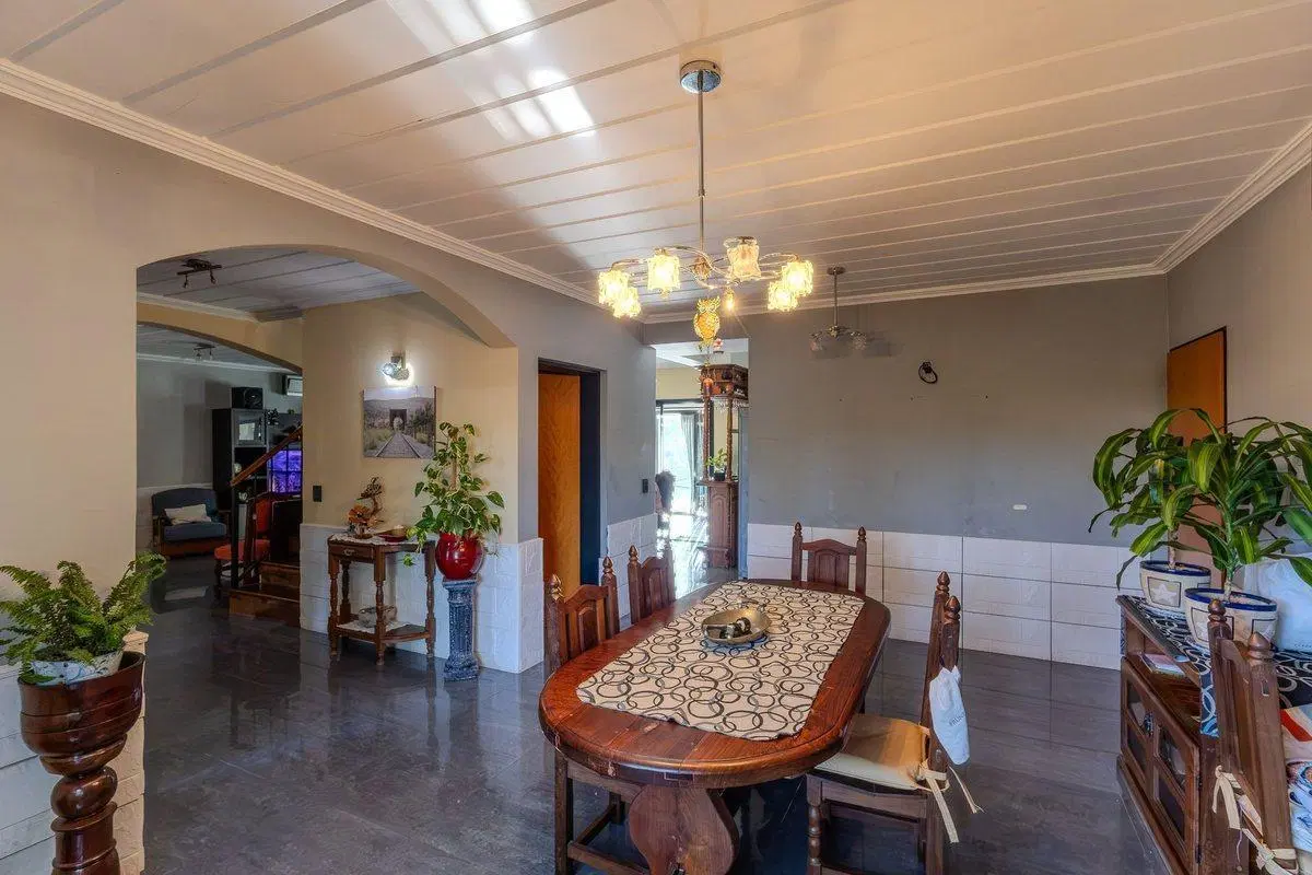 VENTA CASA 4 AMBIENTES VILLAGE DEL PARQUE 4
