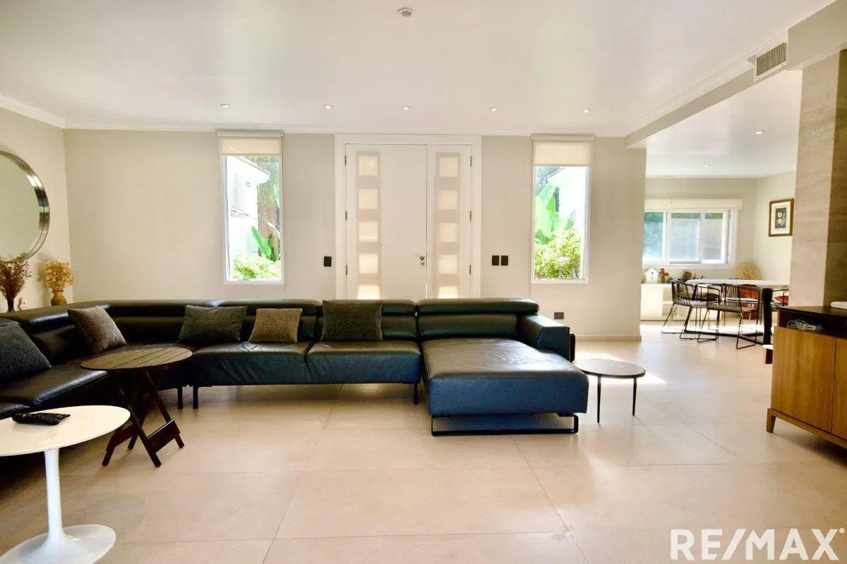 VENTA CASA 6 AMBIENTES EN COUNTRY SAN DIEGO MORENO 2
