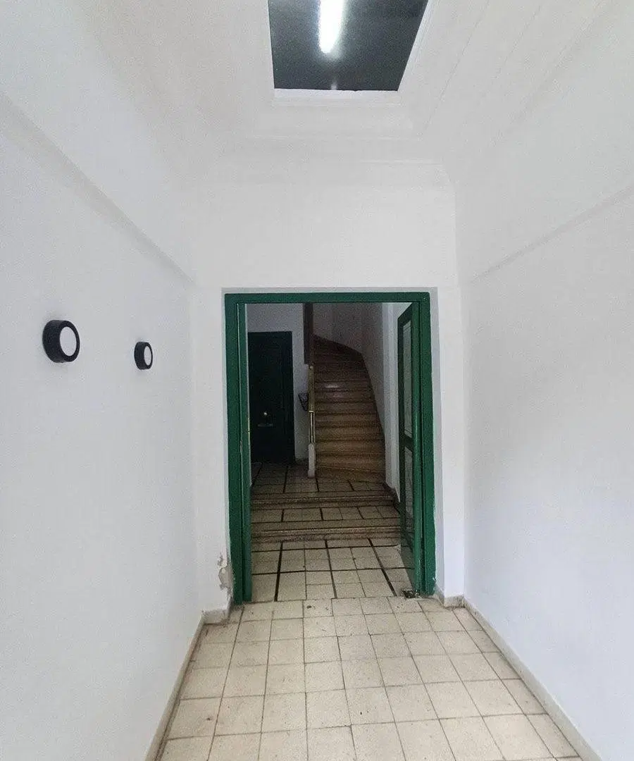 Venta Departamento 2 amb. con balcón en Congreso. 3