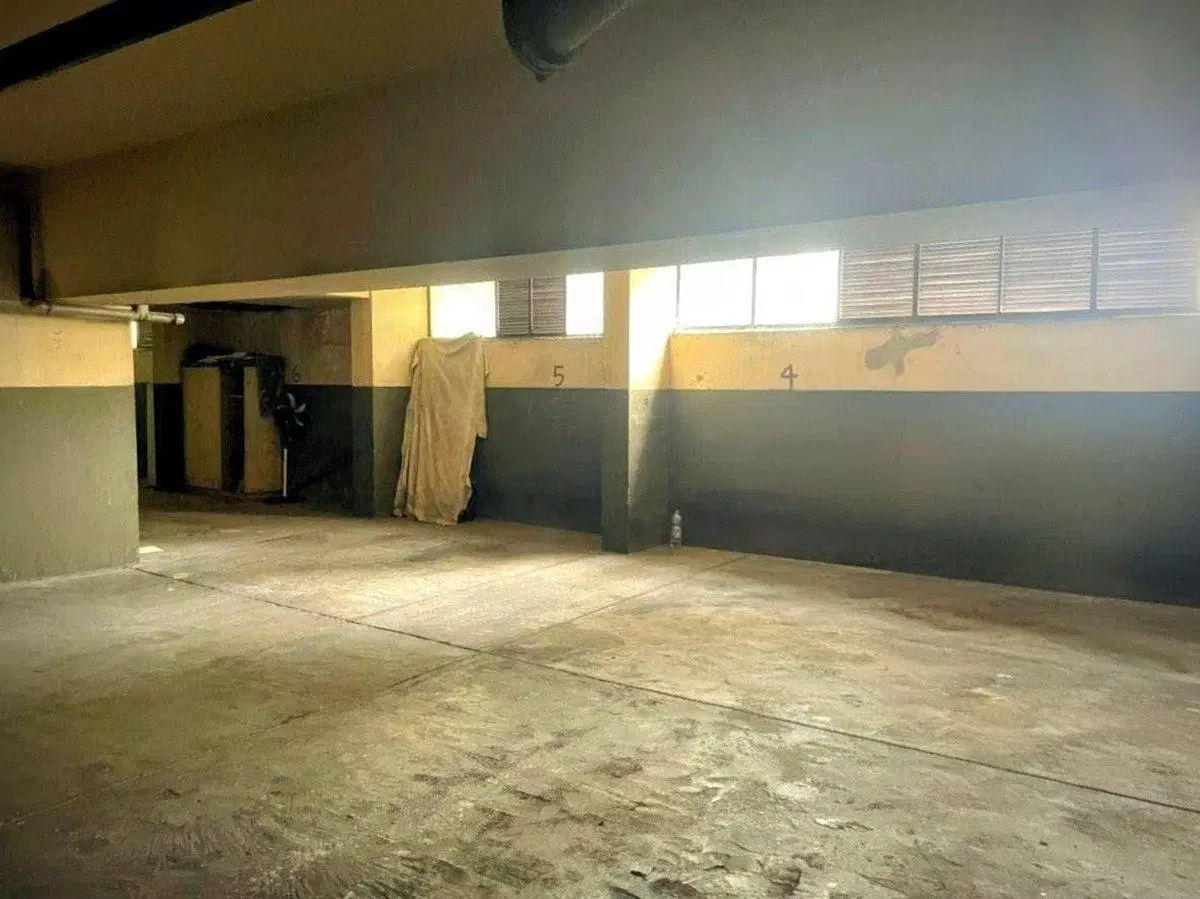 Cochera cubierta en venta - 12m2 - Balvanera 3