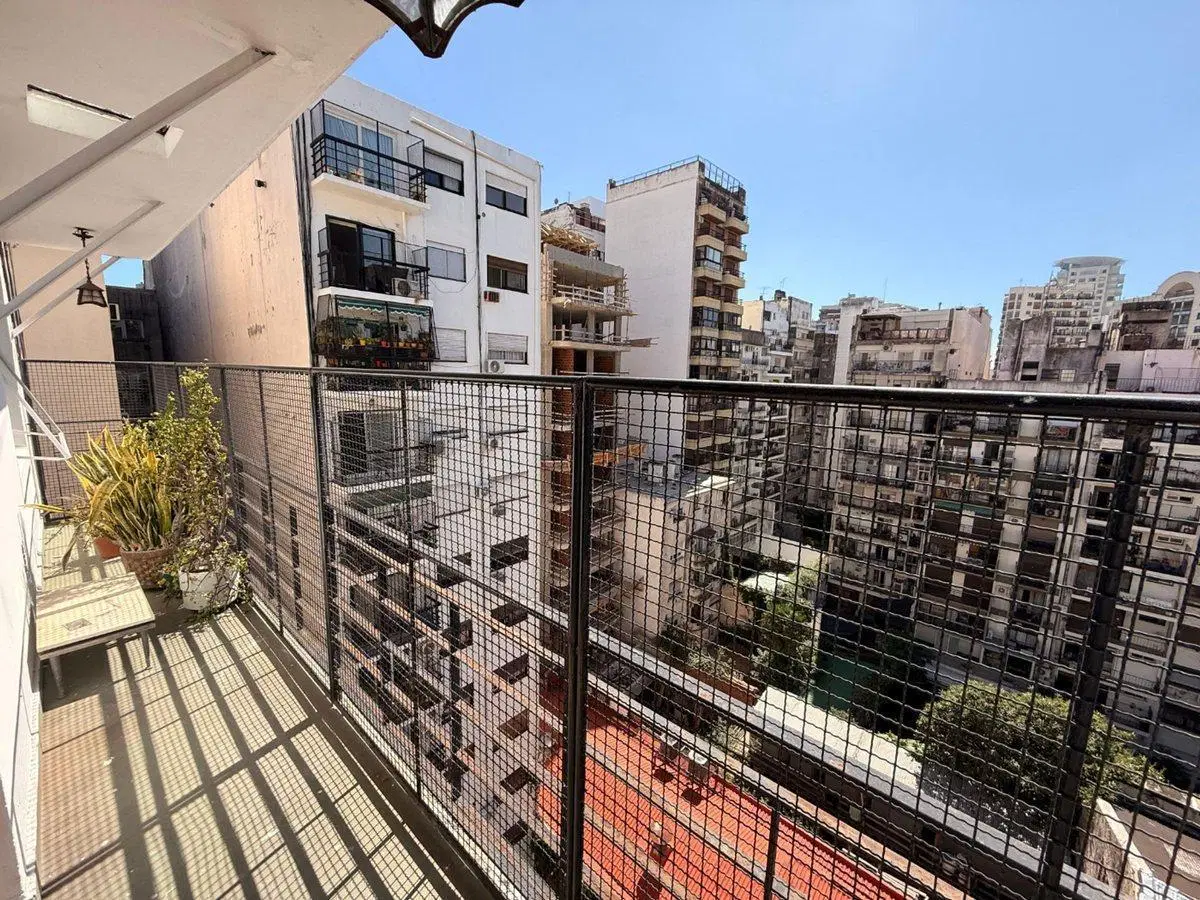 VENTA DEPARTAMENTO 3 AMBIENTES CON DEPENDENCIA 2