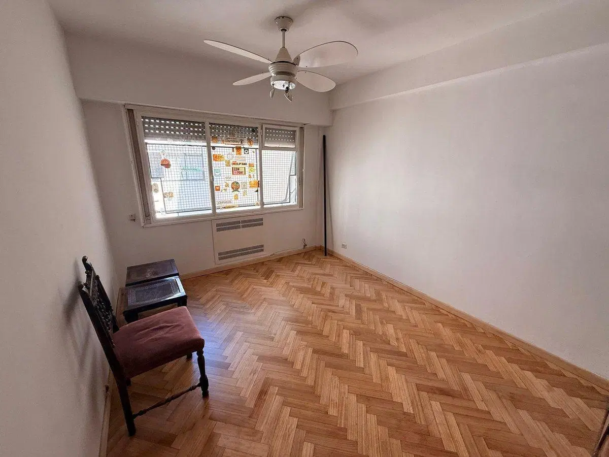 VENTA DEPARTAMENTO 3 AMBIENTES CON DEPENDENCIA 4