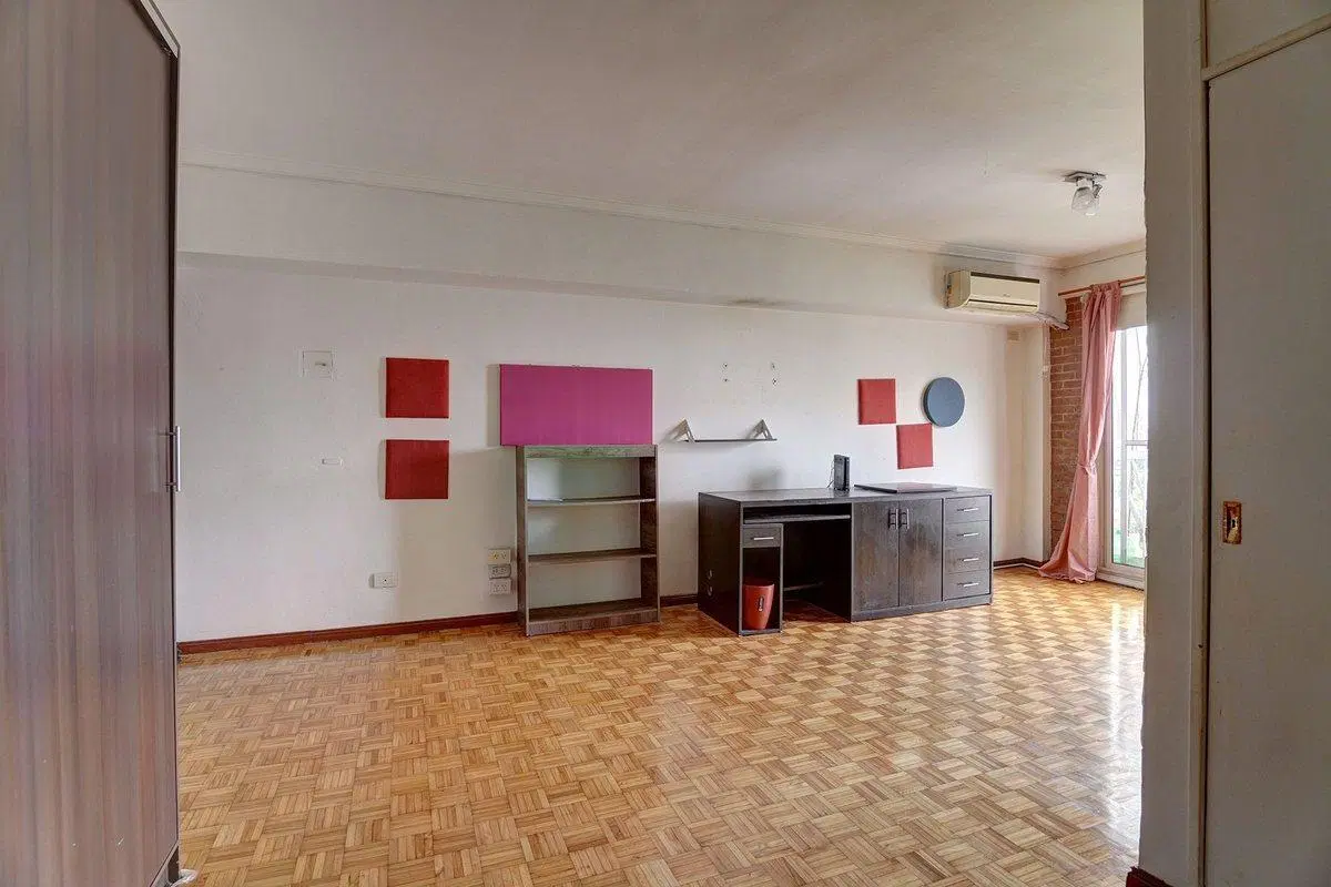 VENTA MONOAMBIENTE  CABALLITO VISTA A FERRO 5