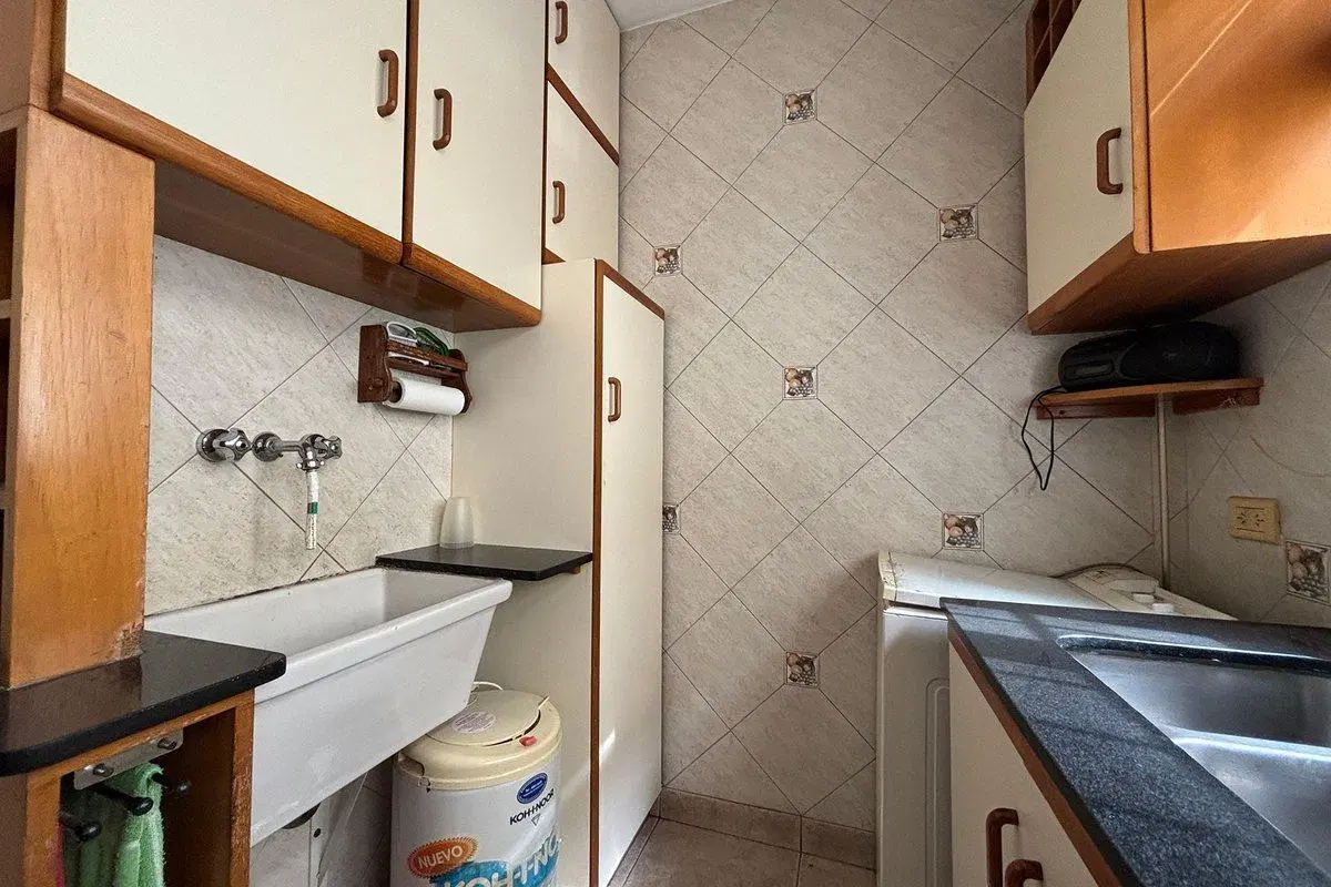 DEPARTAMENTO VENTA 3 AMBIENTES CABALLITO SEMIPISO 4