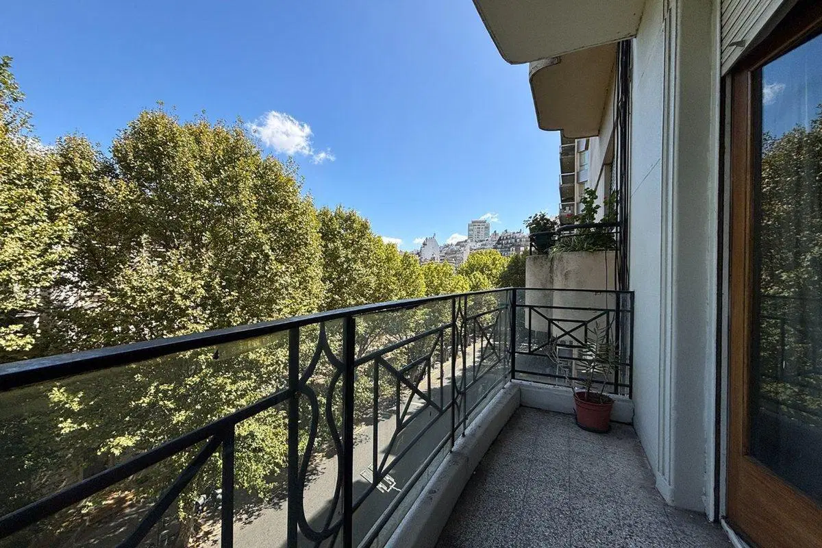 VENTA DEPARTAMENTO 3 AMBIENTES BALCON RECOLETA 2