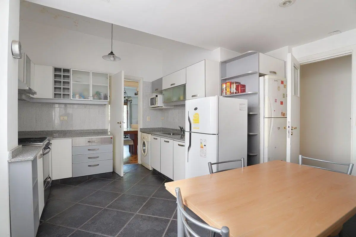 VENTA DEPARTAMENTO 3 AMBIENTES BALCON RECOLETA 4