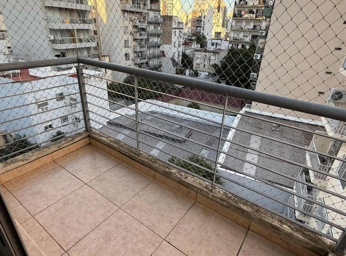 Alquiler Monoambiente en caballito con balcon 5