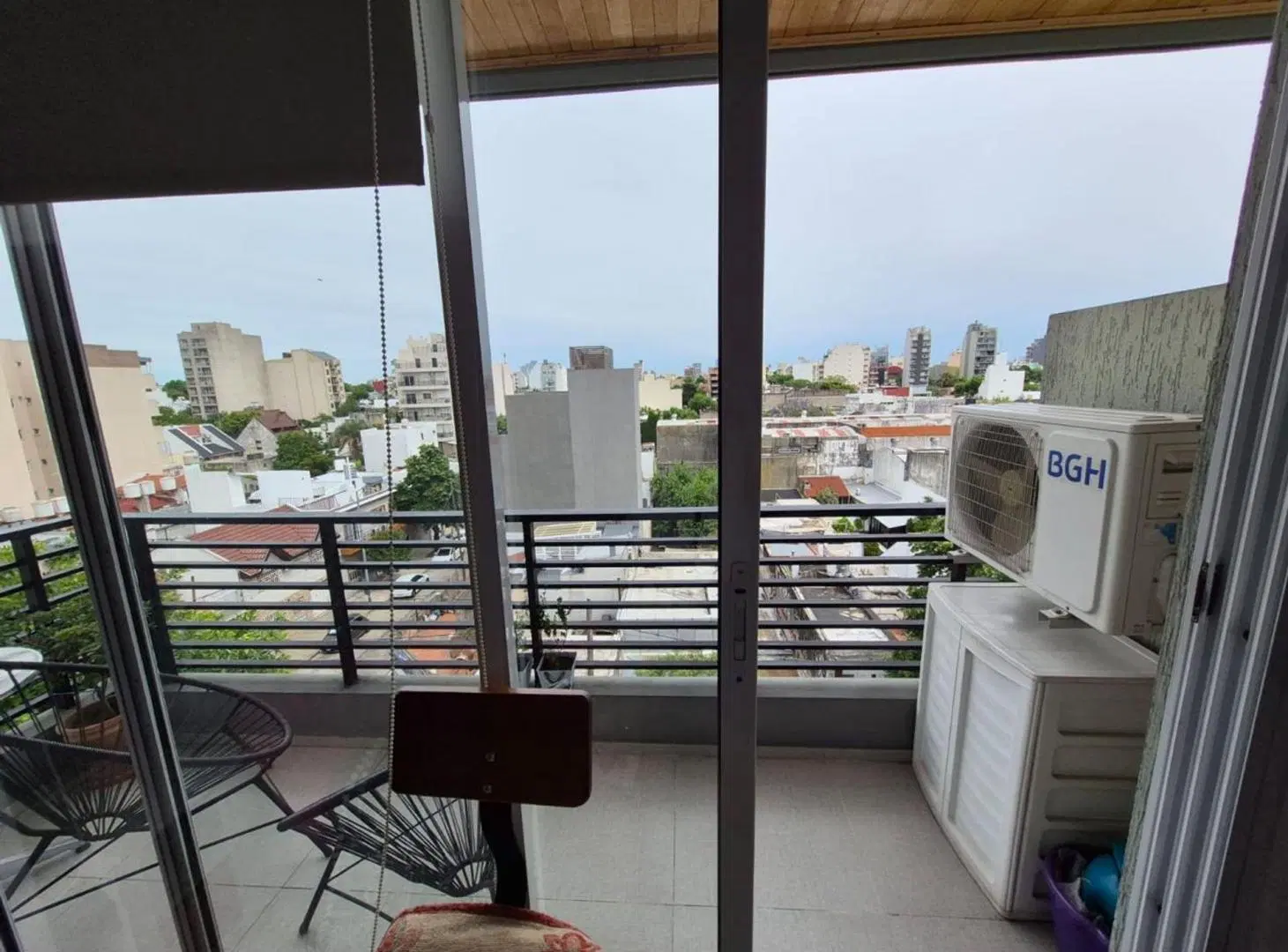 VENTA MONOAMBIENTE MONTE CASTRO CON BALCON 5