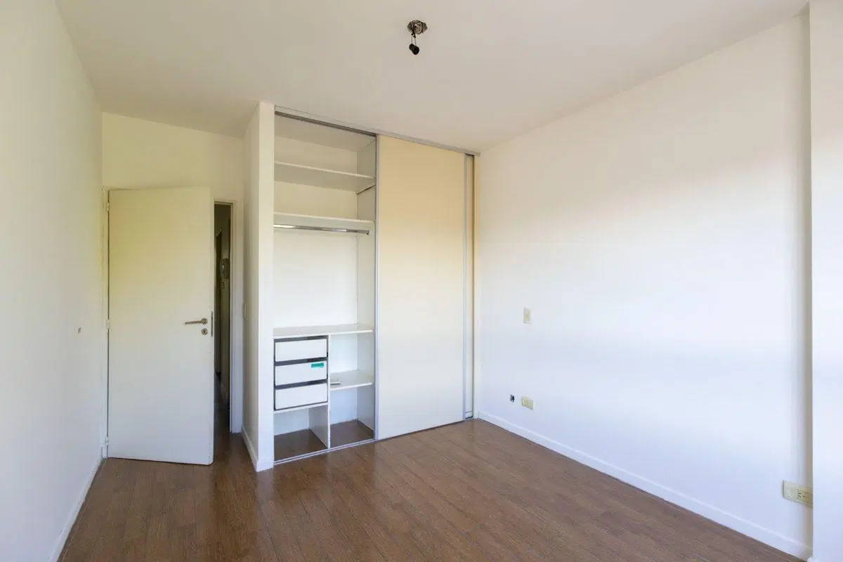 VENTA DEPARTAMENTO 2 AMBIENTES BALCON PARQUE CHAS 5