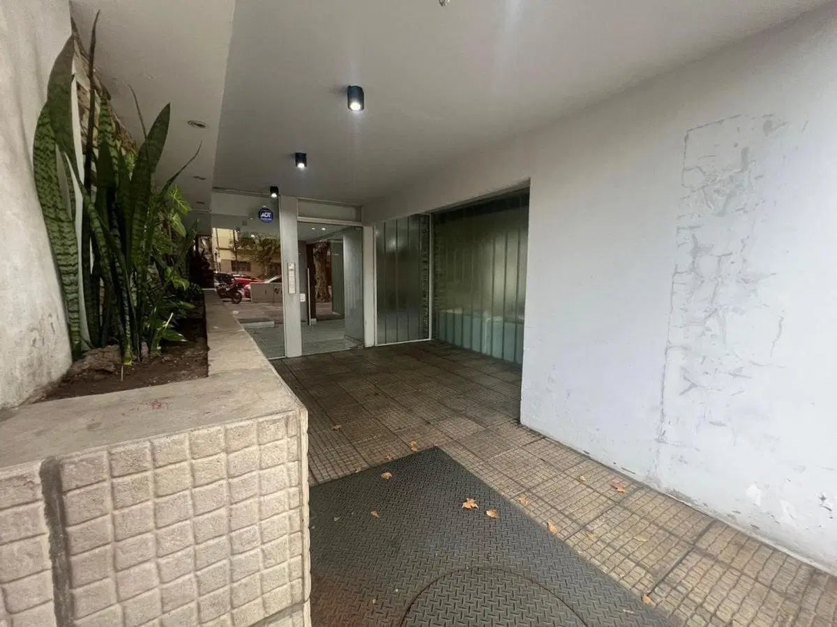 VENTA DPTO DOS AMB C BALCON A LA CALLE PARQUE CHAS 3
