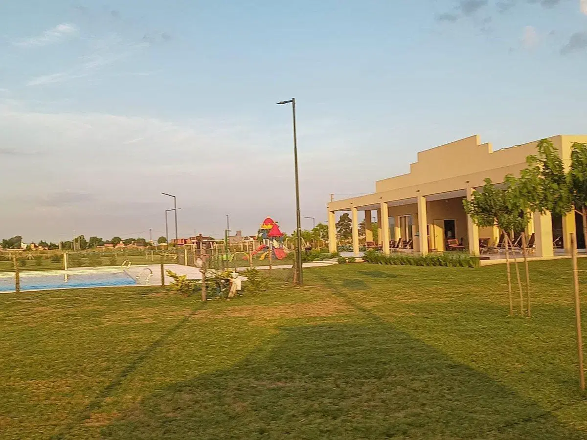 VENTA LOTE EN BARRIO PRIVADO DE SAN VICENTE 8