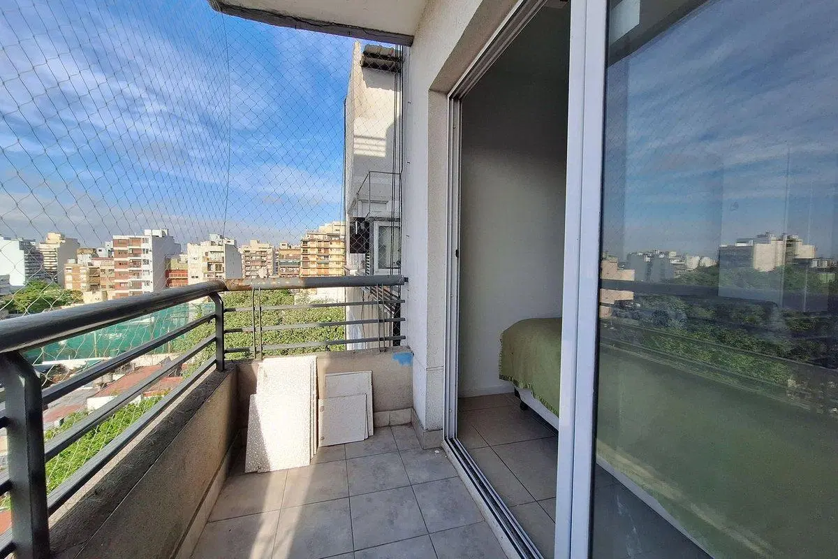 VENTA MONOAMBIENTE CON RENTA ZONA COMERCIAL 4