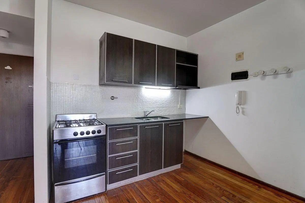 Venta monoambiente balcon cochera pileta Palermo 4