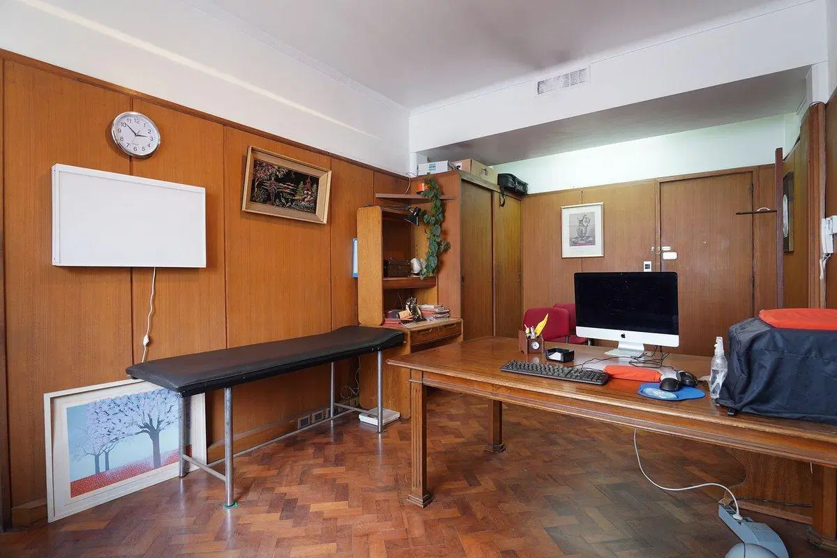 VENTA OFICINA 3 AMBIENTES  MONSERRAT 4