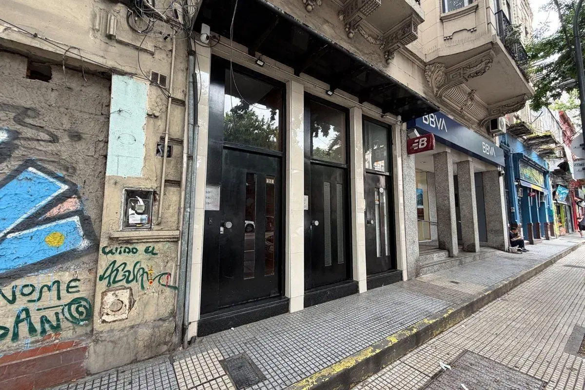 VENTA PH 3 AMBIENTES PATIO LAVADERO LA BOCA 5