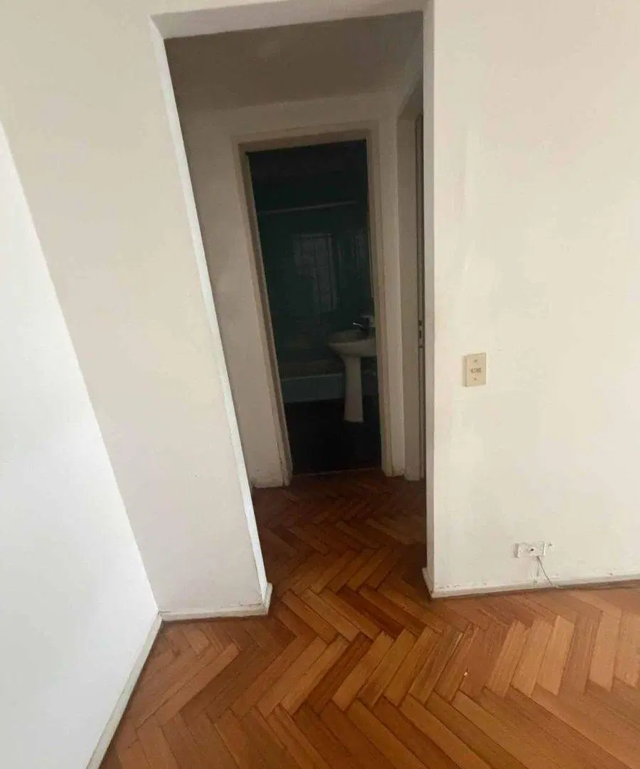 Alquiler depto 2 ambientes con balcon. Caballito. 2