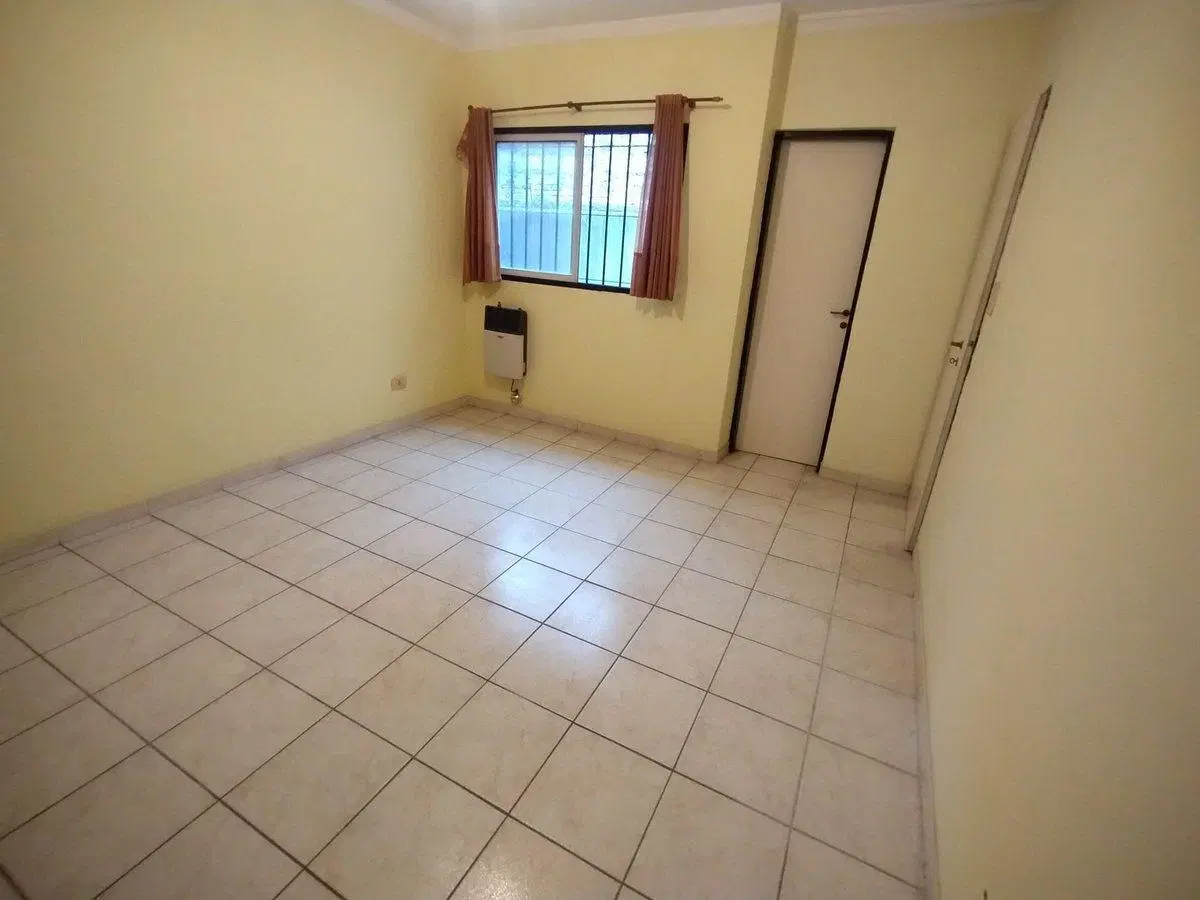 MODERNO PH 2 AMB EN VENTA EN FLORES CON PATIO 2