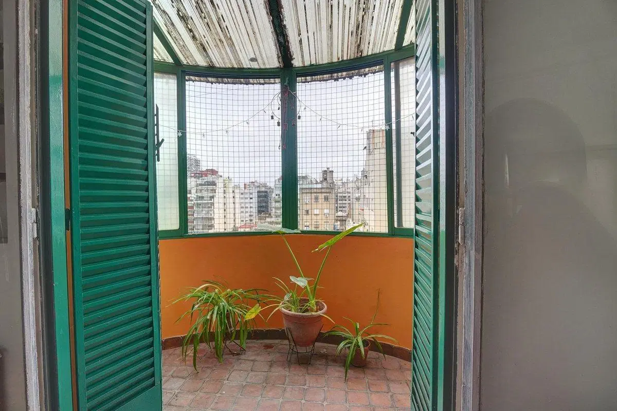 Venta Departamento 2 ambientes Balvanera balcon 5