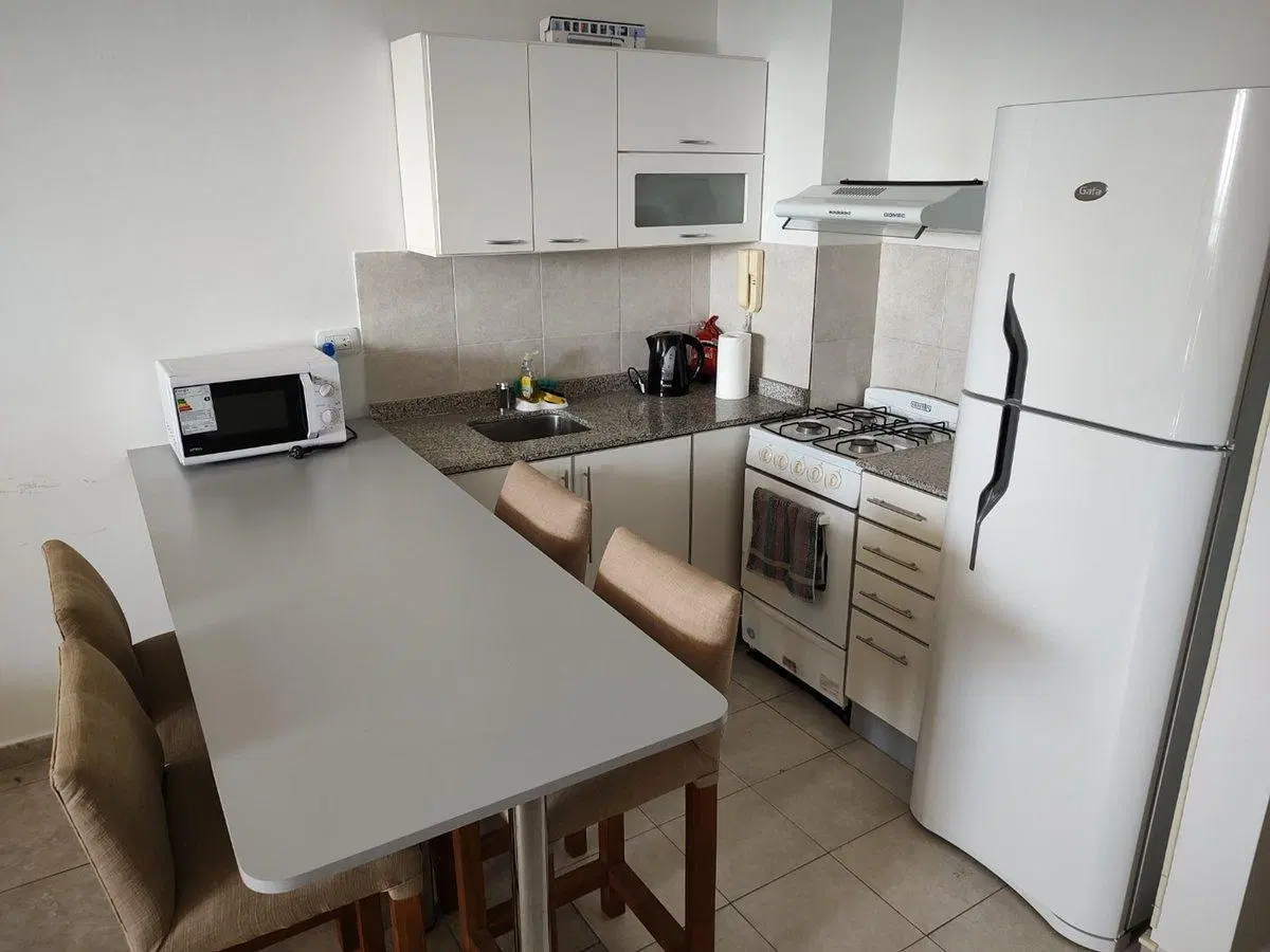 VENTA DEPARTAMENTO EN ALTURA LUMINOSO PILETA SUM 5