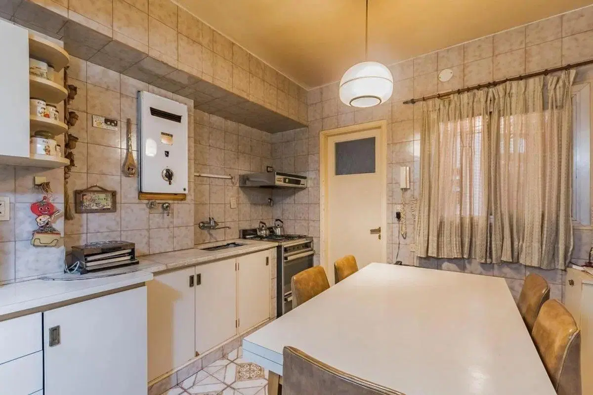 Venta  Departamento 4 ambientes Parque Chacabuco 8