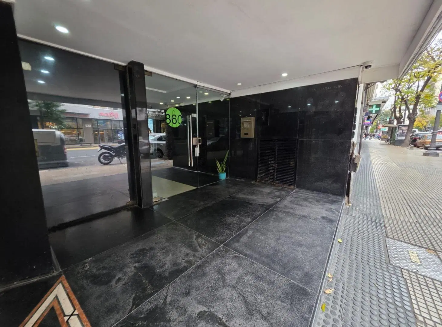 VENTA DEPARTAMENTO 2 AMB. BALCON EN SAN NICOLAS 5