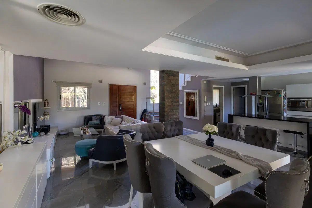VENTA casa 5 AMBIENTES Solar del Bosque CANNING 2