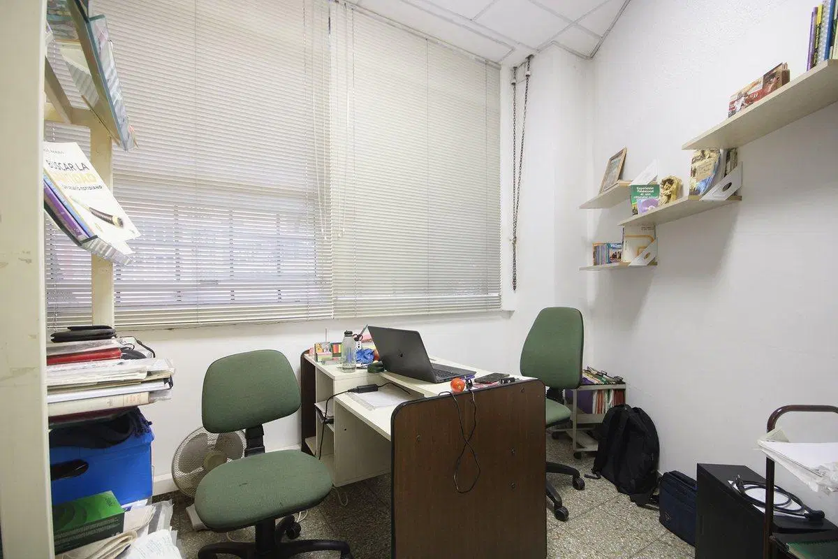 VENTA LOCAL A LA CALLE CON DEPOSITO SAN CRISTOBAL 4