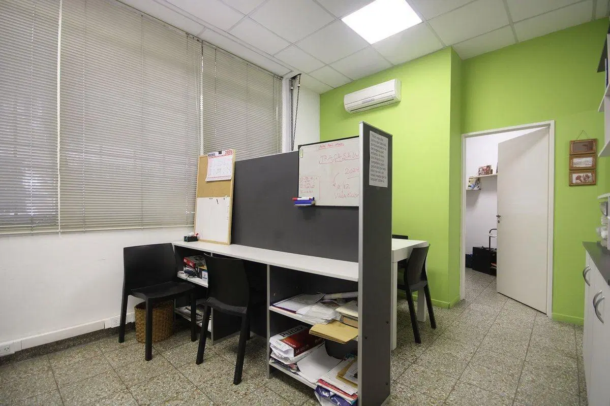 VENTA LOCAL A LA CALLE CON DEPOSITO SAN CRISTOBAL 3