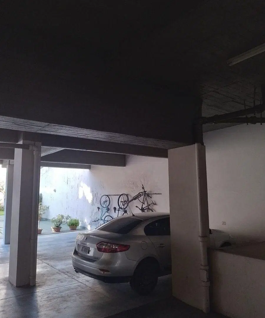 VENTA COCHERA EN ALMAGRO ZONA HOSPITAL ITALIANO 2