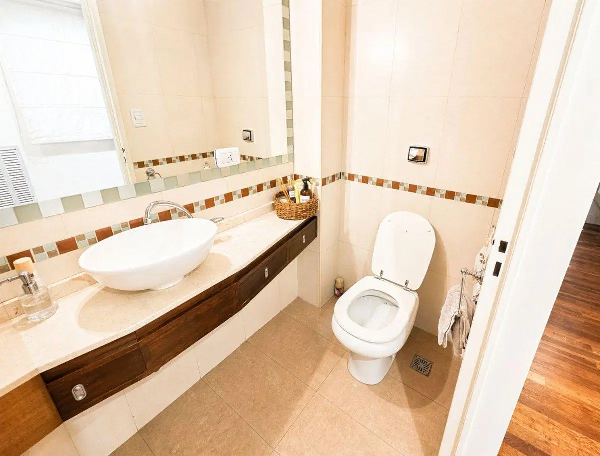 VENTA DEPARTAMENTO 5 AMBIENTES COCHERA BAULERA ESC 2
