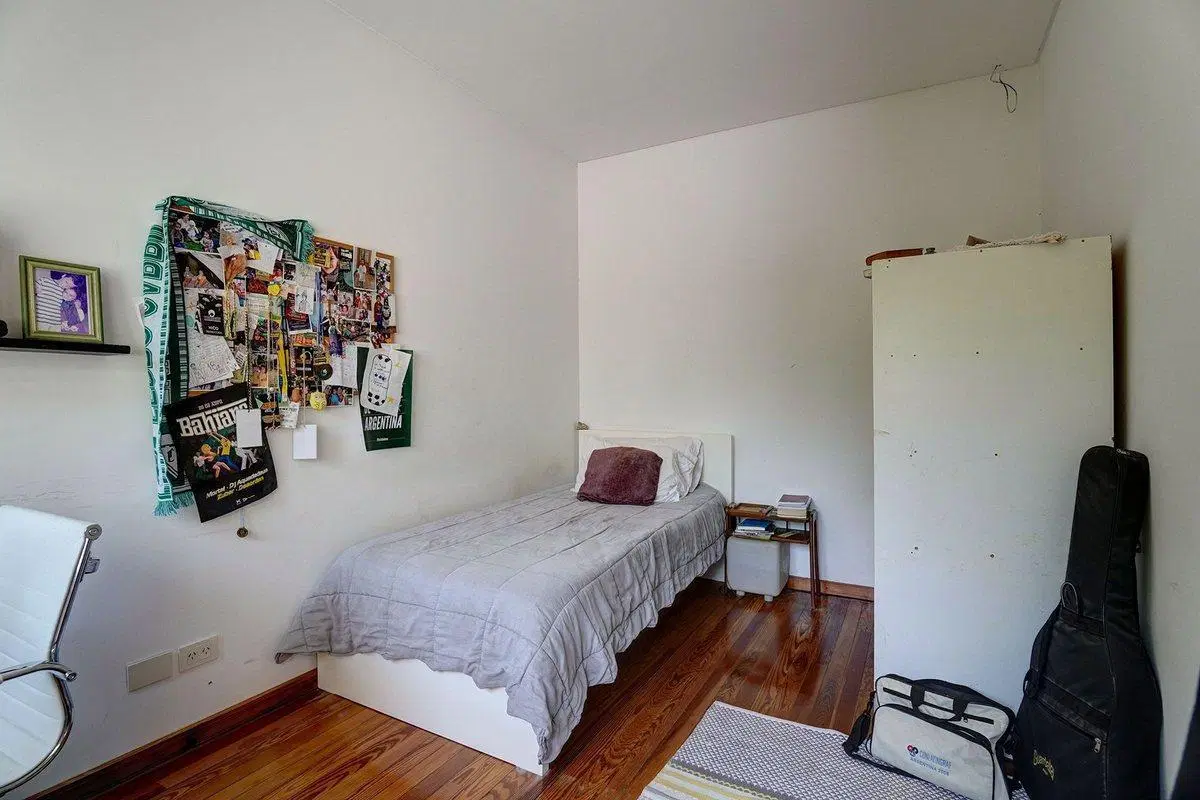 CASA EN VENTA CABALLITO CON TERRAZA PATIO Y SOTANO 5