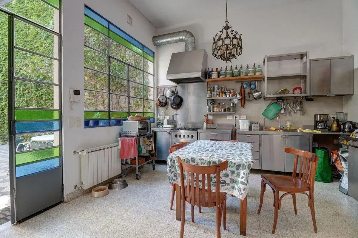 CASA EN VENTA CABALLITO CON TERRAZA PATIO Y SOTANO 4